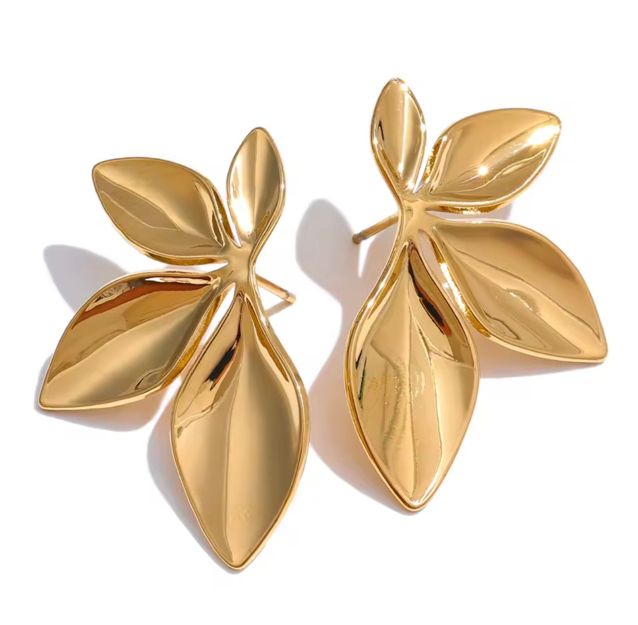 GOLDEN LEAF EARRINGS