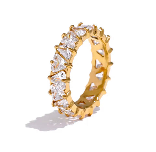 GLAMOUR HEART RING