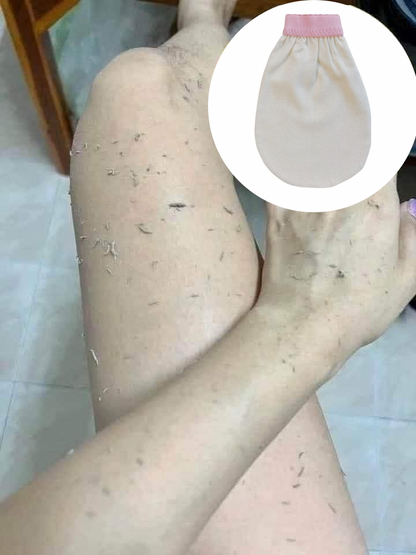 Body exfoliating silk glove